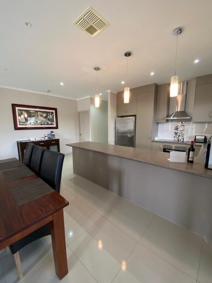 Casavino Luxury Villa Mclaren Vale Exterior photo